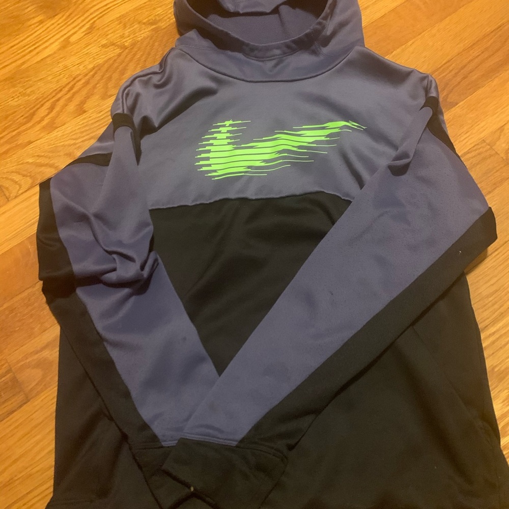 Nike pullover